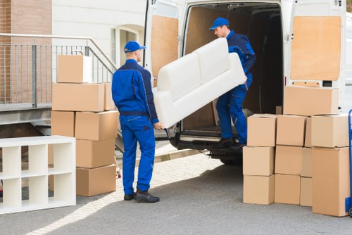 Delivery and unloading support for a Bedfordpark customer